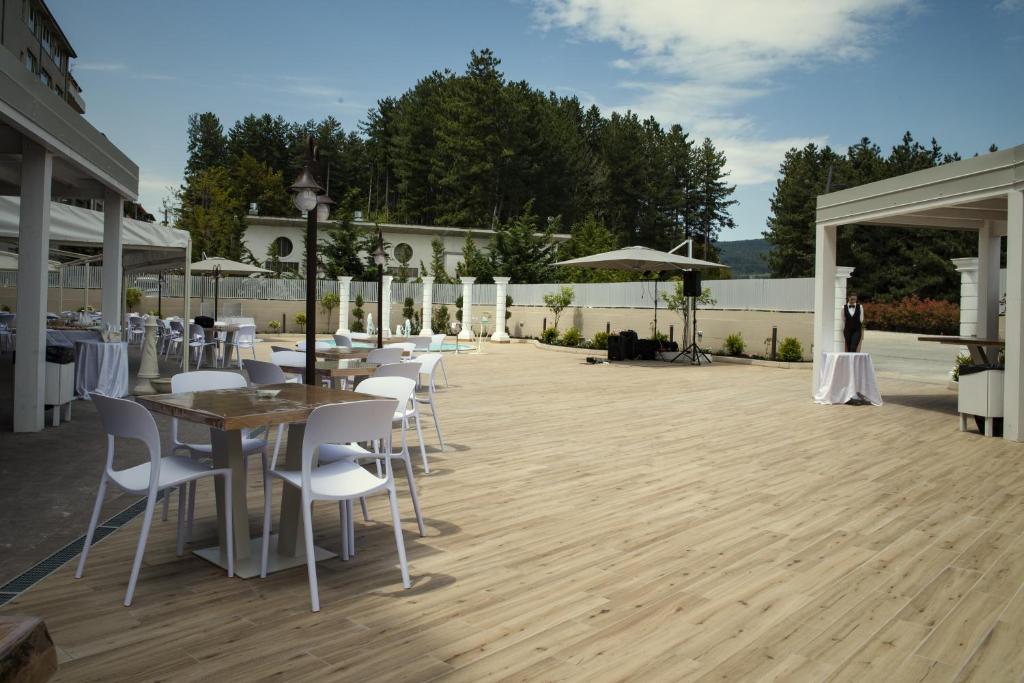 Restaurace v ubytování Hotel Duchessa Della Sila