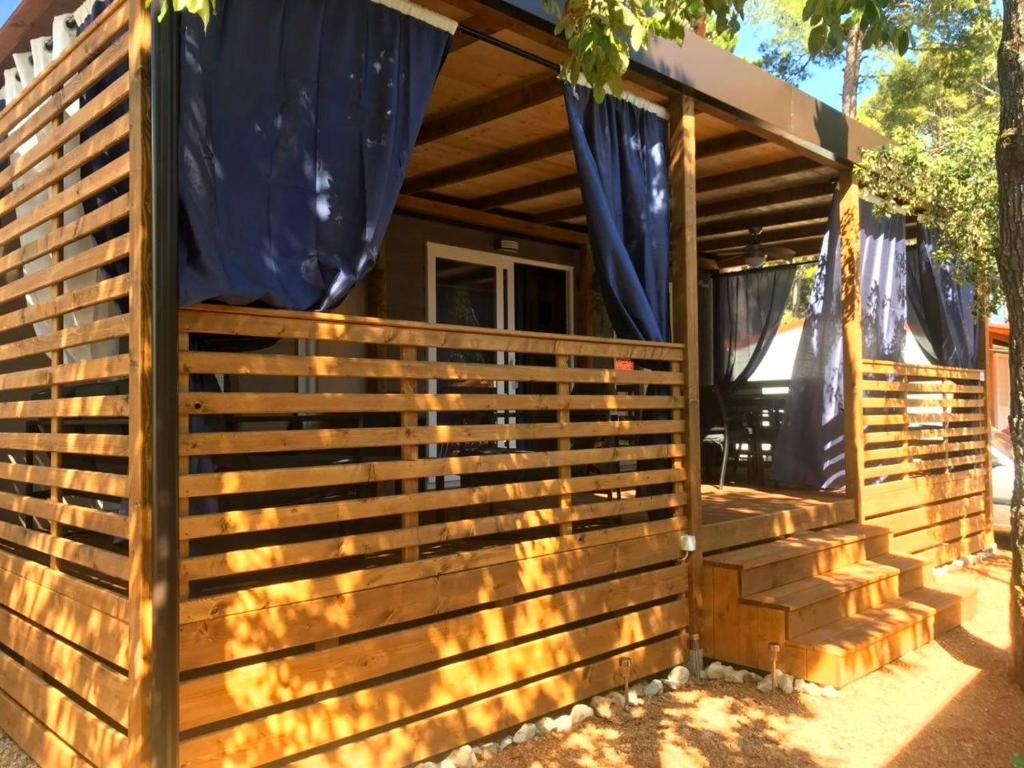 Fotografie z fotogalerie ubytování Mobile Home HappyNest v destinaci Biograd na Moru
