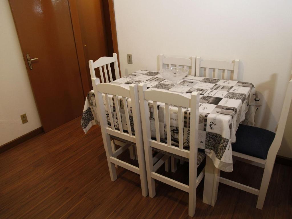 Apartamento Tirol - Próximo ao Lago Negro  Apartamento Tirol - Próximo ao Lago Negro