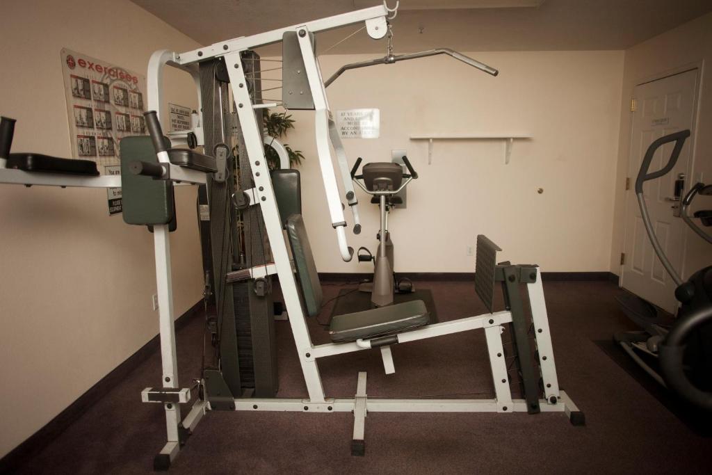 Fitness centrum a/nebo fitness zařízení v ubytování St. George Inn and Suites