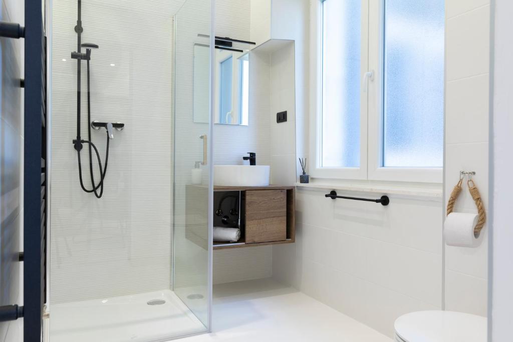 Twins Idola Apartments - 7