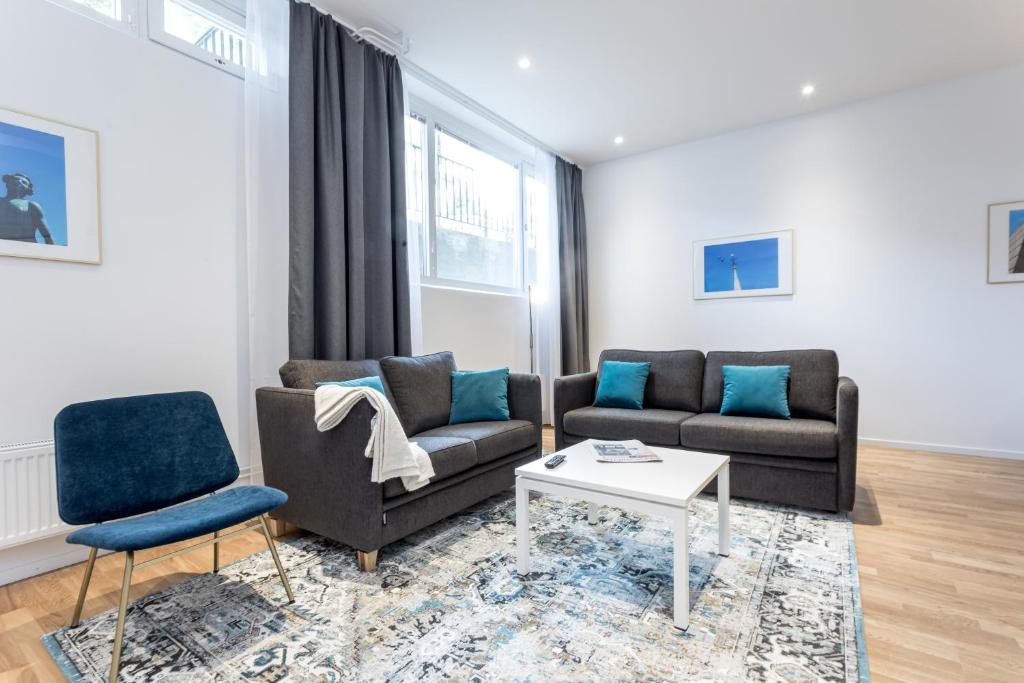 Posezení v ubytování ApartDirect Sundbyberg