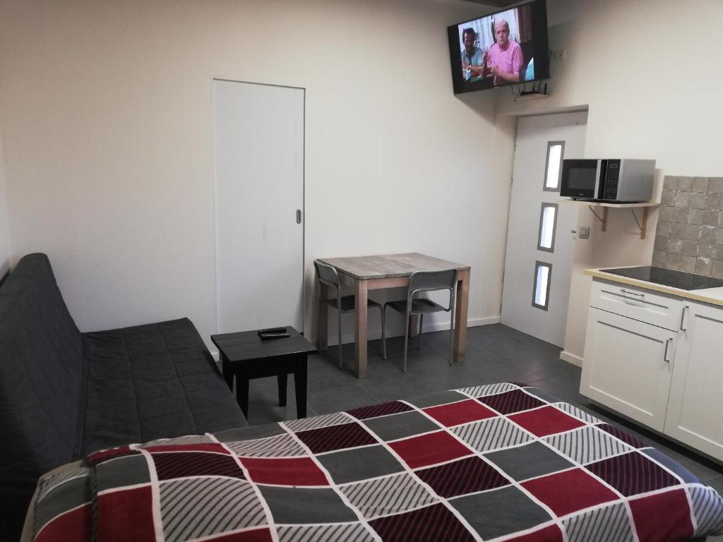 Kuchyň nebo kuchyňský kout v ubytování Lommel-inn