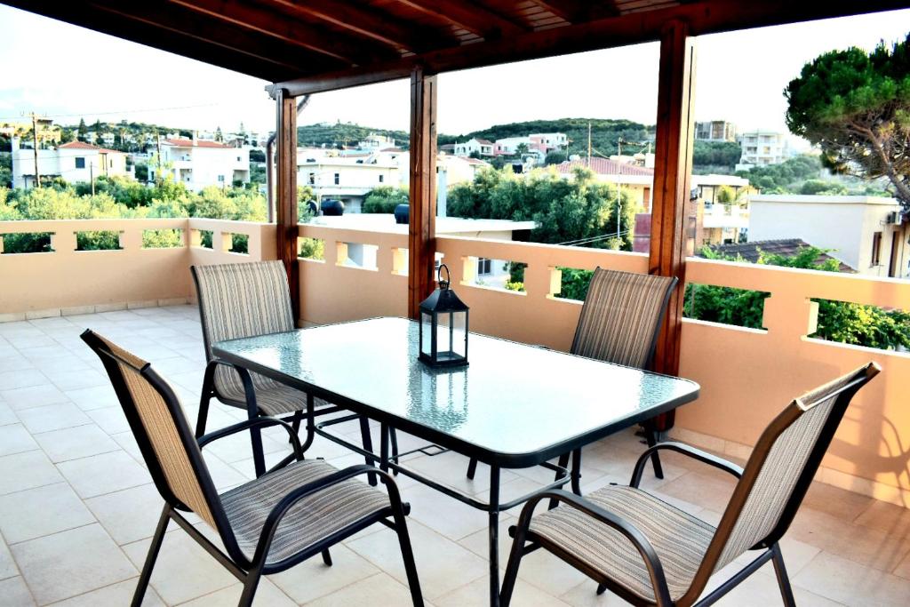 Balkón alebo terasa v ubytovaní Almyrida sea view house
