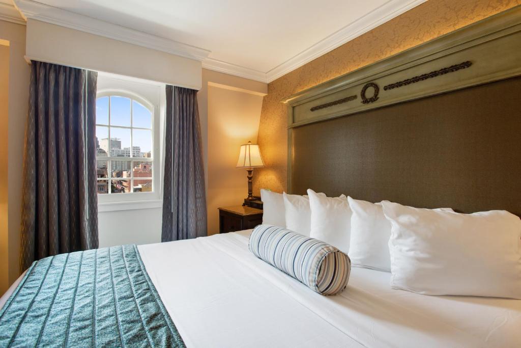 Hotel St. Marie - Deluxe Room With King Bed