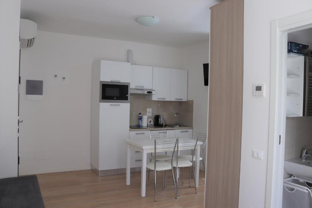 A kitchen or kitchenette at Antares