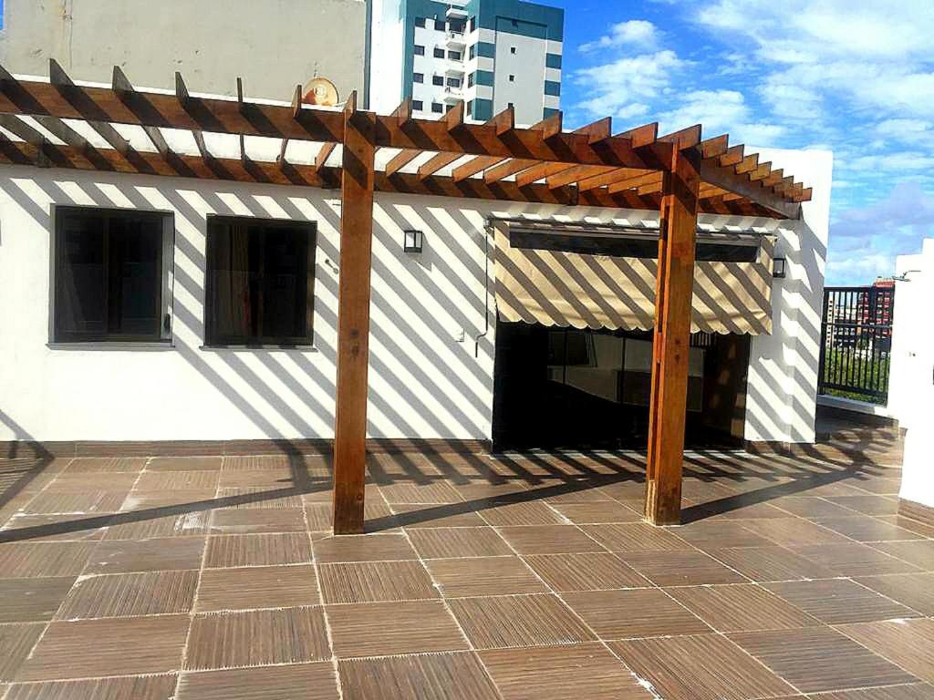  Suítes Cobertura C. das Árvores
