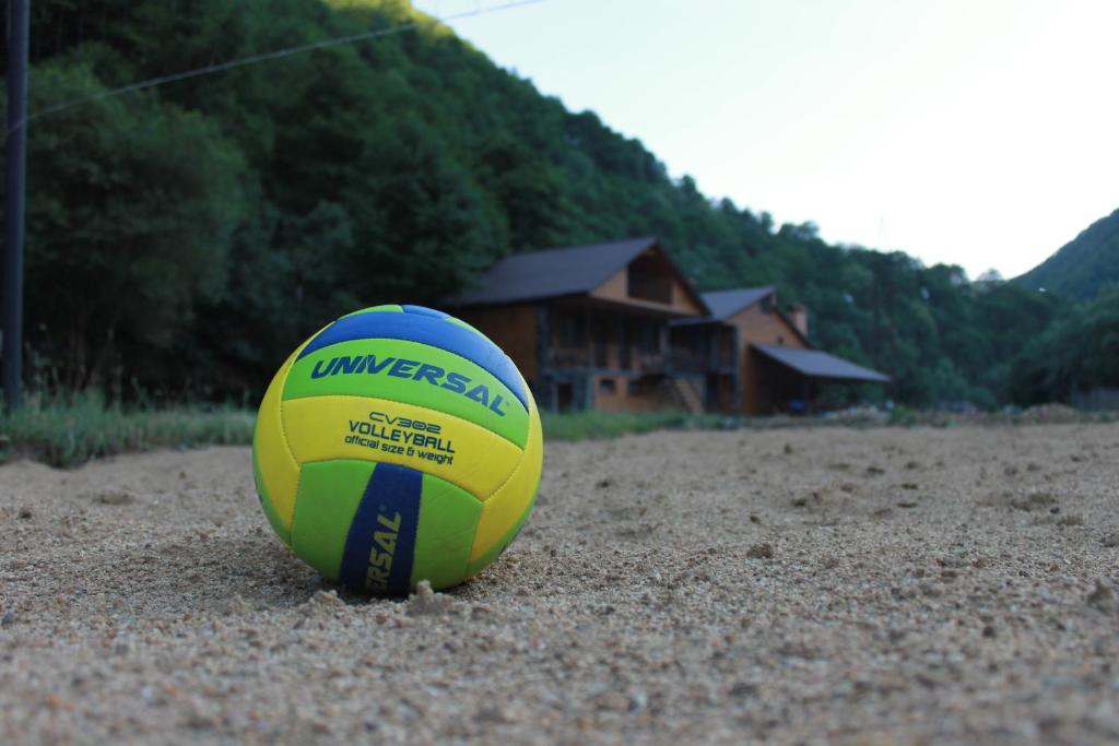 Nespecifikovaný výhled na hory nebo výhled na hory při pohledu z hotelu