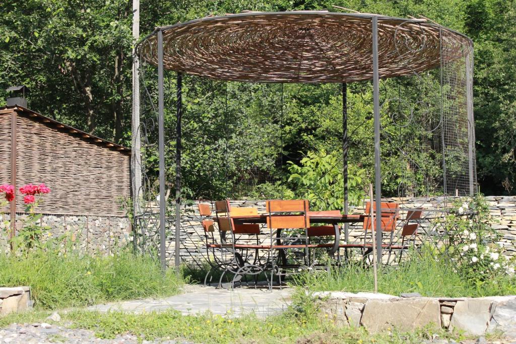 Zahrada ubytování Tourist Complex Khomi
