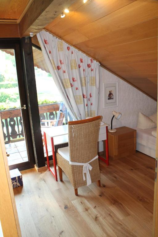 Posezení v ubytování BELVEDERE Appart & Chalet - Ihr Zuhause auf Zeit am Edersee - Ihr Geschenk die GästeCard GrimmHeimat