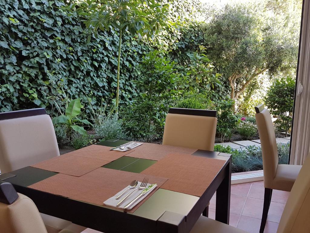 Vonkajšia záhrada v ubytovaní Adriatic Apartment