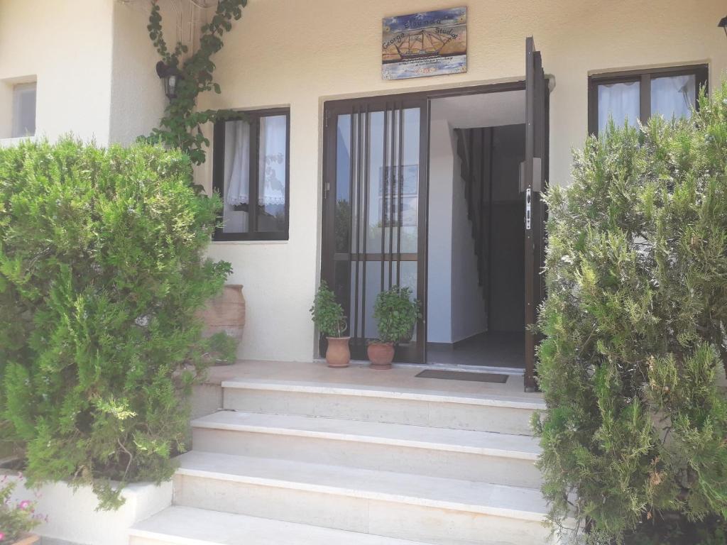 Exteriér alebo vchod do ubytovania Elounda George Studios