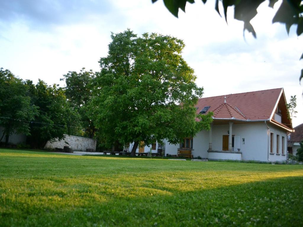 Zahrada ubytování Turján Vendégház