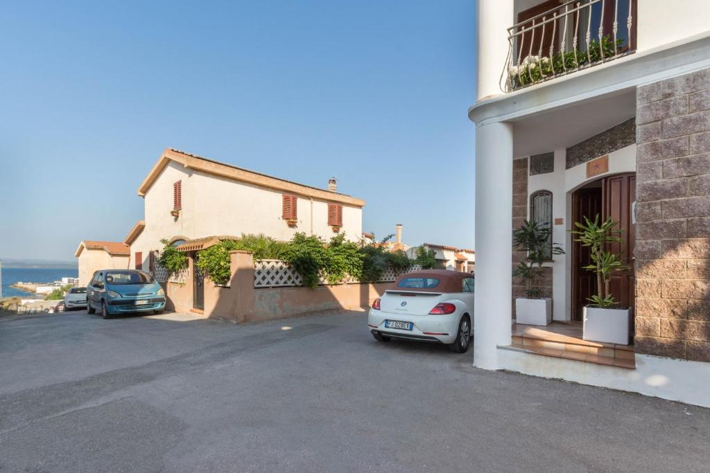 Stella Moresca a Calasetta - Lussuosa Villa con Piscina