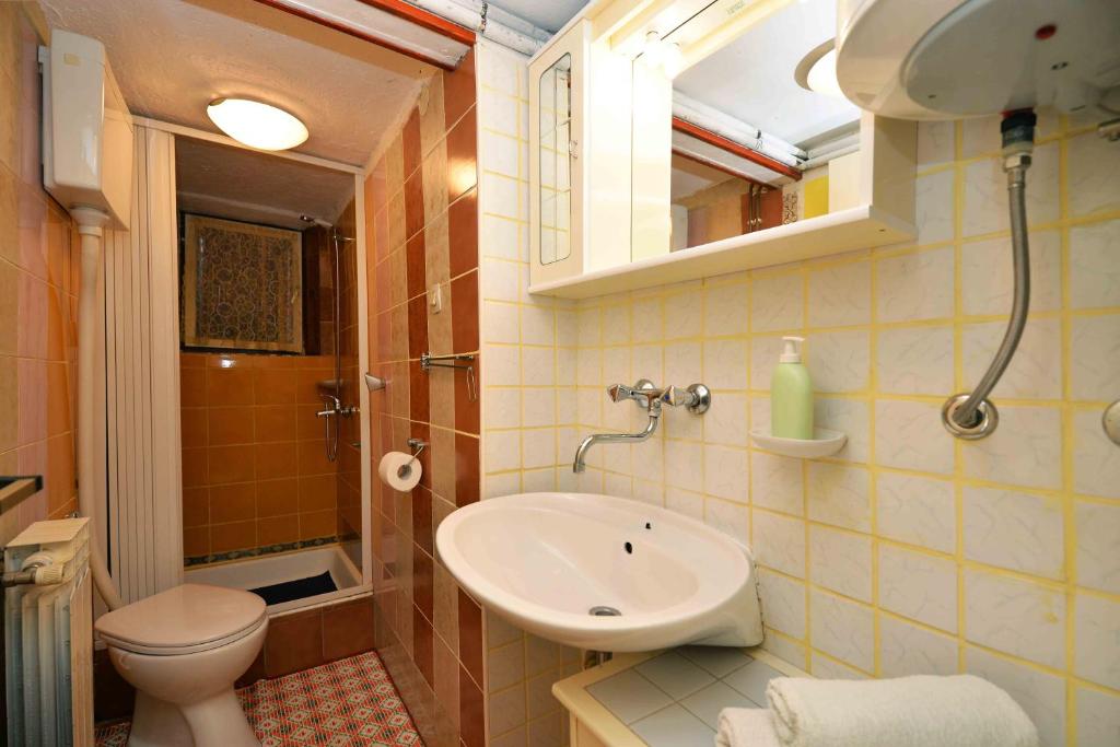 Koupelna v ubytování Apartment Zena