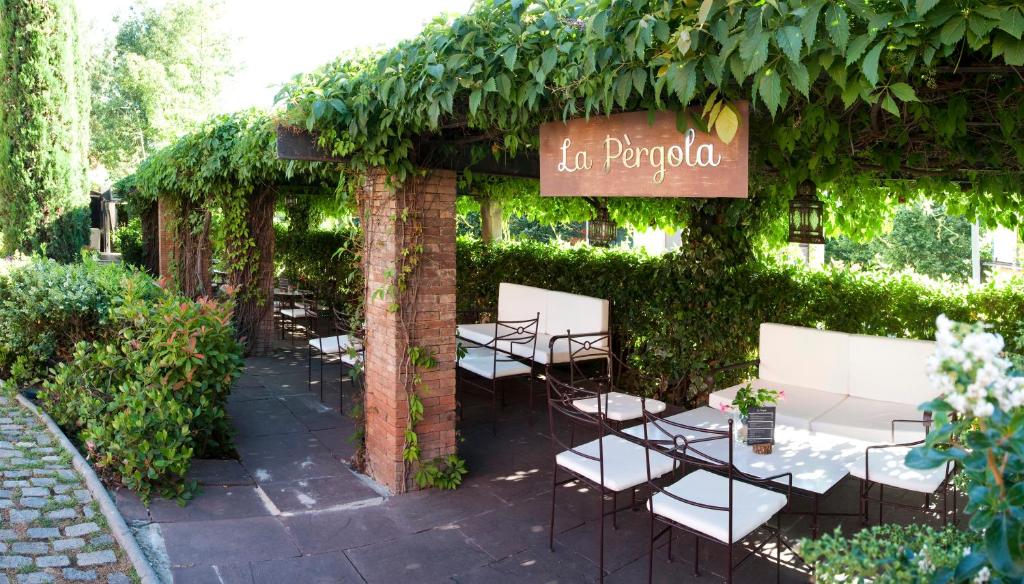 Jardín al aire libre en Hotel Blancafort Spa Termal