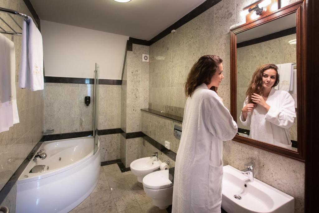 Vannituba majutusasutuses Hotel & Spa PALIĆ RESORT