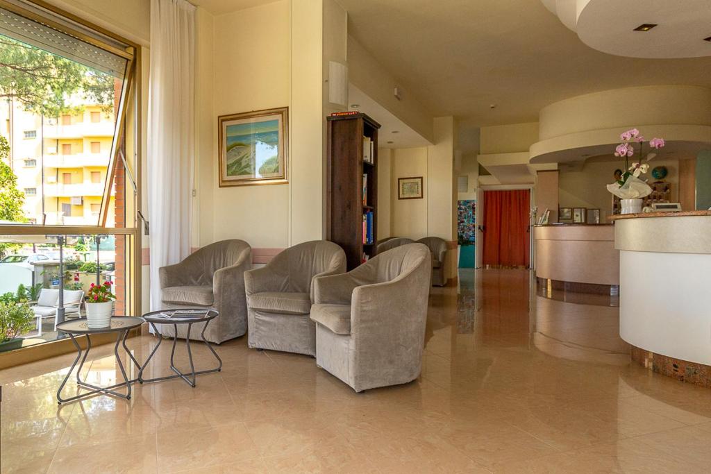 Posezení v ubytování Hotel Ascot