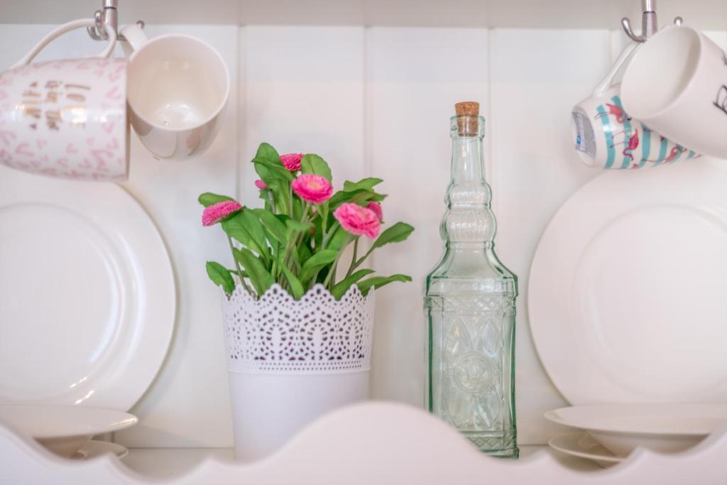 Old City Romantic Studios 3 - 14