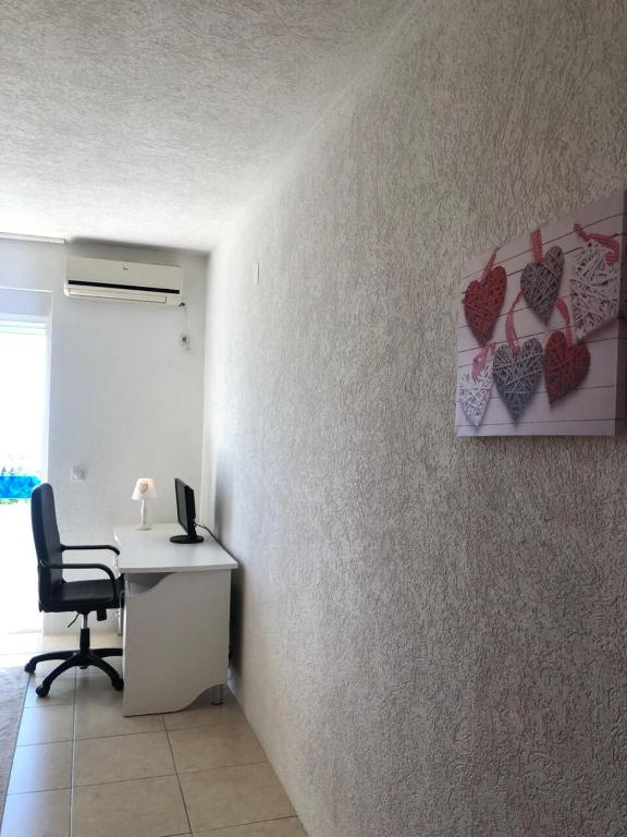 Foto dalla galleria di Apartmani Dini a Ulcinj