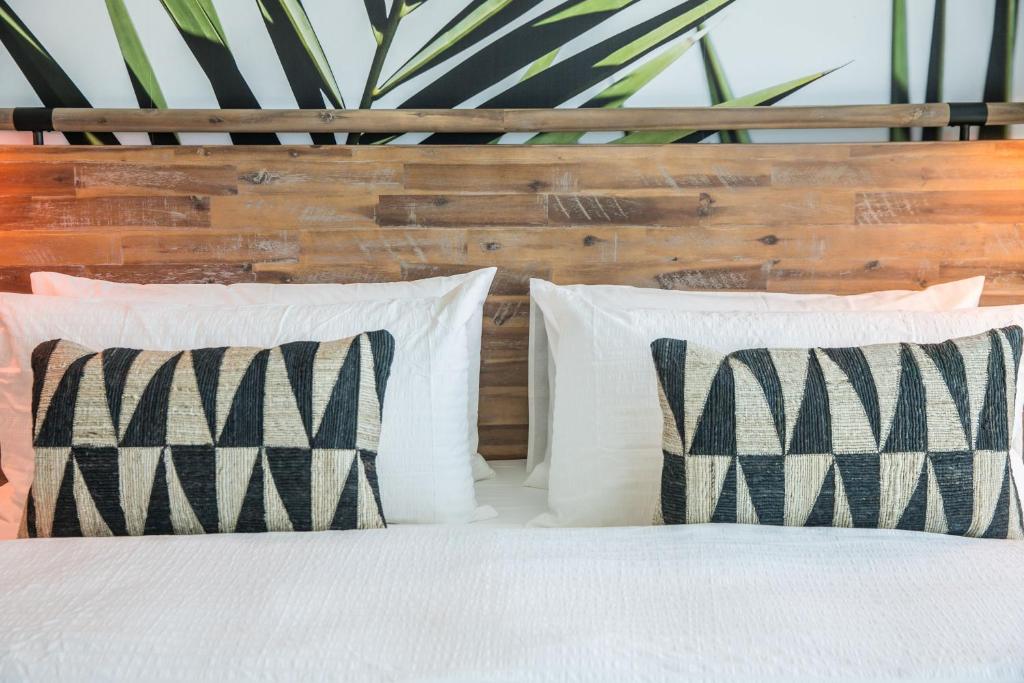 Cama ou camas em um quarto em Monte Carlo Miami Beach