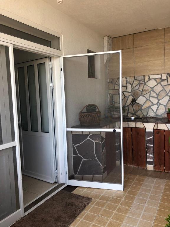 Cucina o angolo cottura di Apartmani Dini