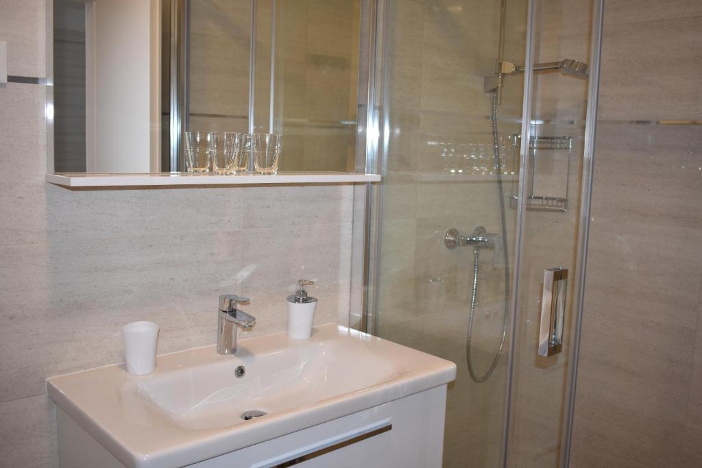 Kúpeľňa v ubytovaní Marlin Apartments