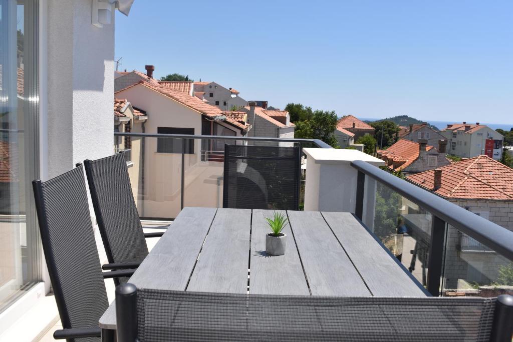 Balkón alebo terasa v ubytovaní Marlin Apartments