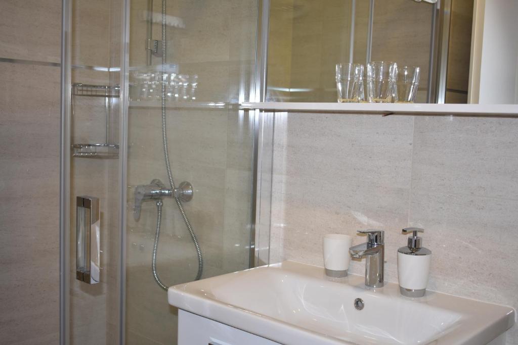 Kúpeľňa v ubytovaní Marlin Apartments