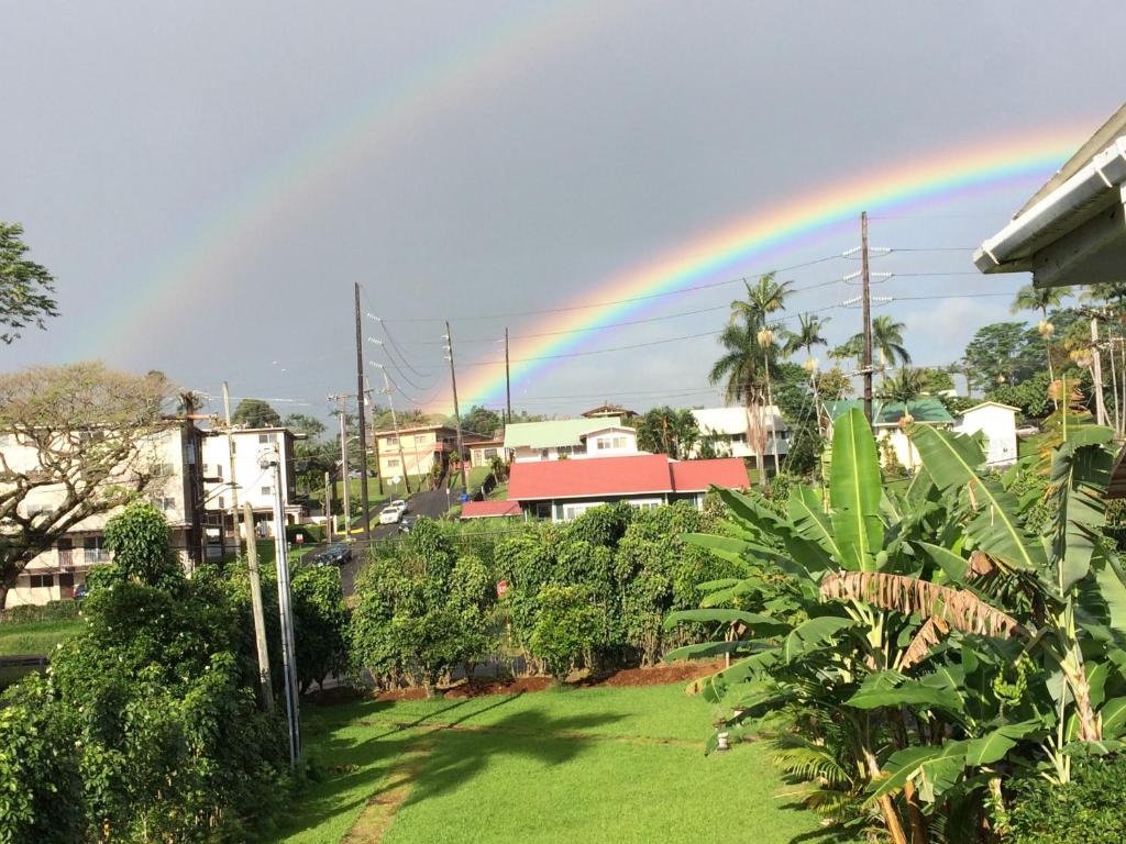 Giardino di Hilo Bay Oceanfront Bed and Breakfast