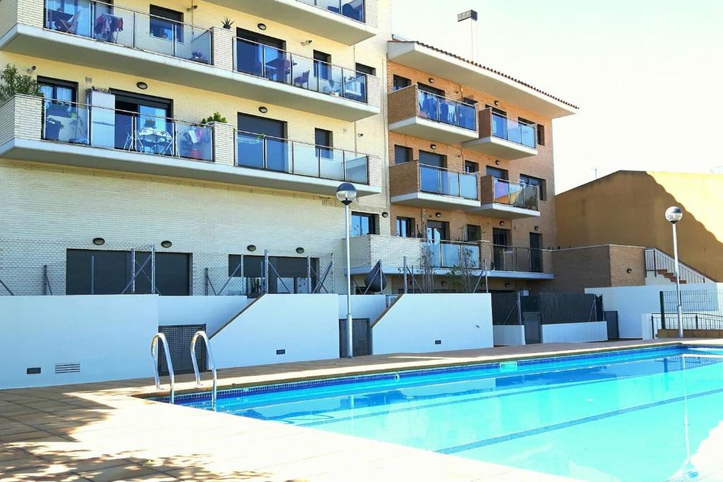 Fotografie z fotogalerie ubytování Apartamento en Blanes con piscina y parking v destinaci Blanes