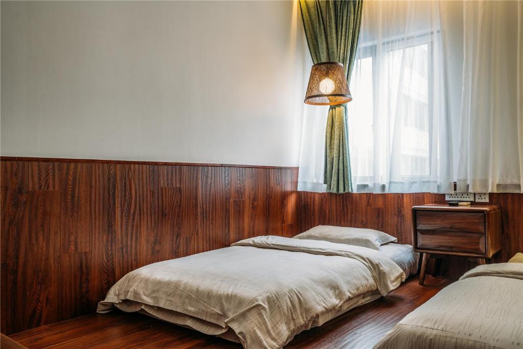 Chengdu Flipflop Hostel Poshpacker (Chunxi Road Metro Station) - Chambre Twin Standard--Salle De Bain Privée