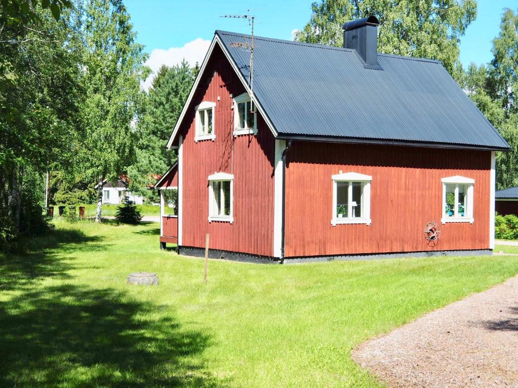 Orsastuguthyrning-Born - Huis Met Drie Slaapkamers