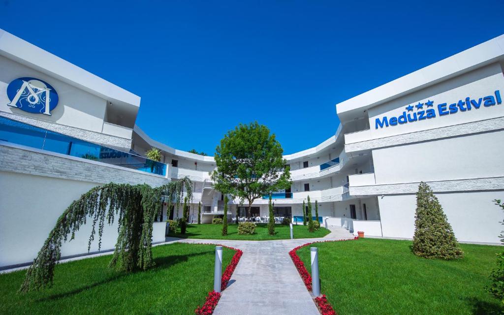 a view of the exterior of a hospital building at Hotel Meduza Estival in Olimp