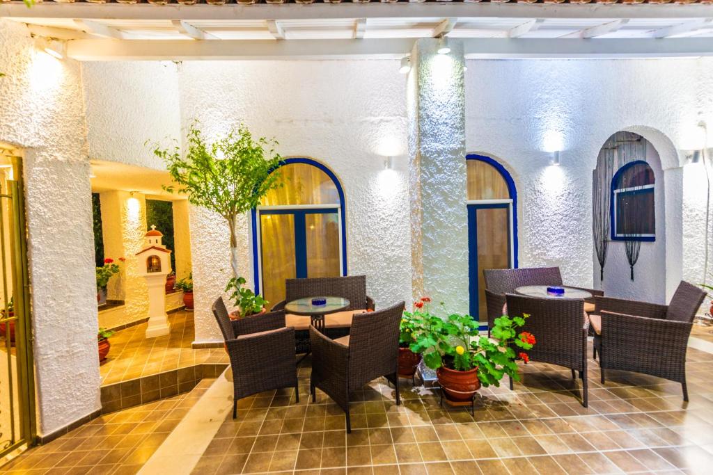 Posezení v ubytování Hotel Elena Syvota