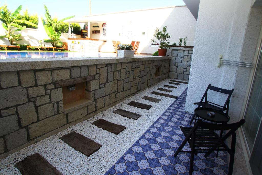 The swimming pool at or close to Duman Boutique Hotel Cesme