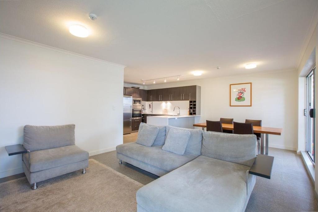 View Pacific Apartments - Resim 11