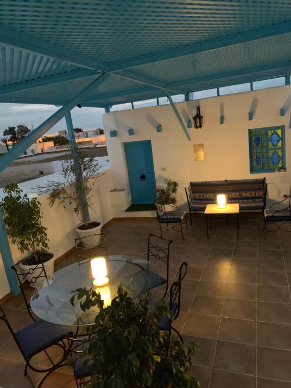 Balkón nebo terasa v ubytování Dar Lola Djerba