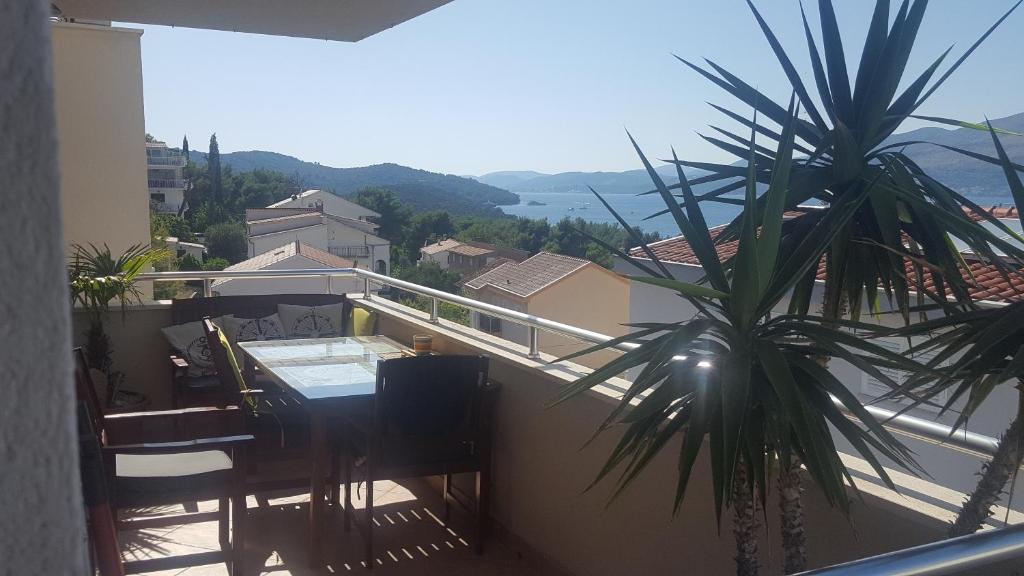 Výhľad na hory alebo výhľad na hory priamo z apartmánu