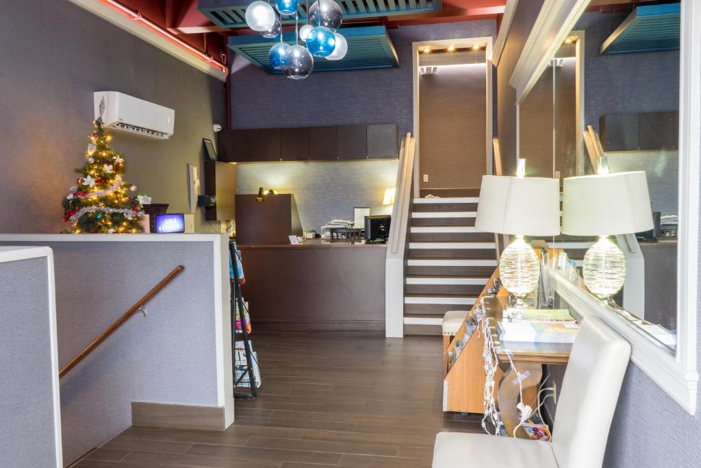 Kuchyň nebo kuchyňský kout v ubytování Kalika Hotel