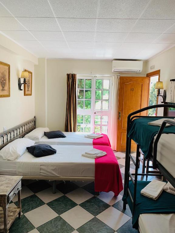 
Quadruple Room with Bathroom
