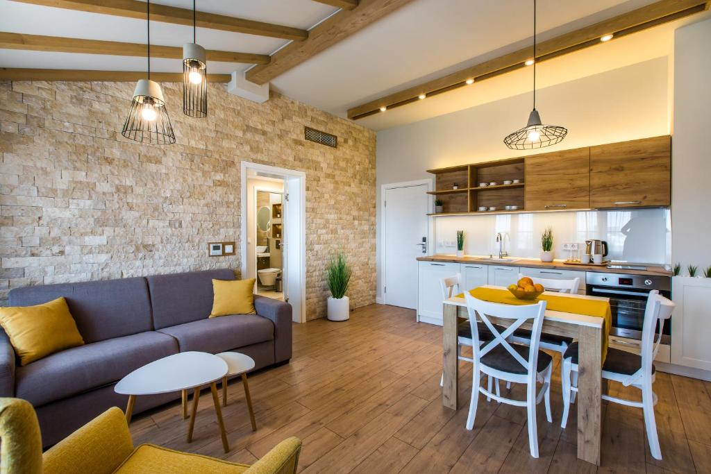 HillHouse Plovdiv - Family Suite