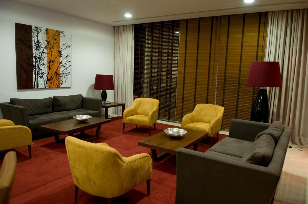Posezení v ubytování Skyna Hotel Luanda