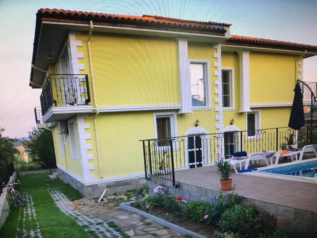 Дом рядом с замком и аквапарком - отзывы и видео