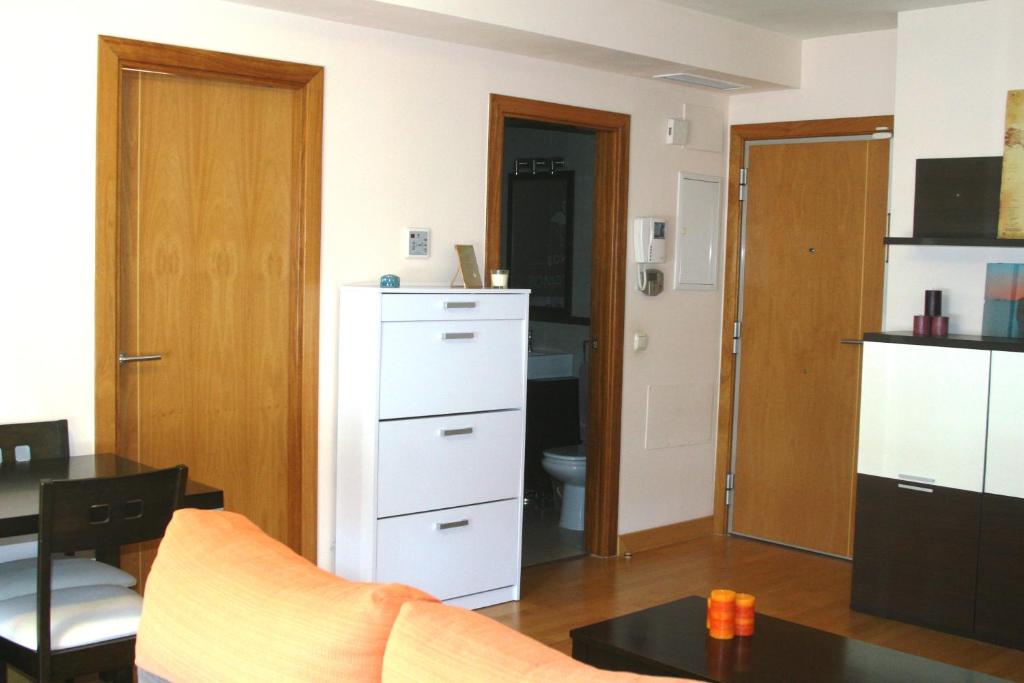 Kuchyňa alebo kuchynka v ubytovaní APARTAMENTO MALAGA CENTRO Y PLAYA-PARKING