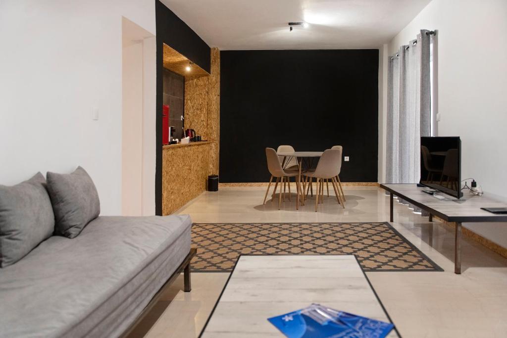 Piraeus Premium Suites - 