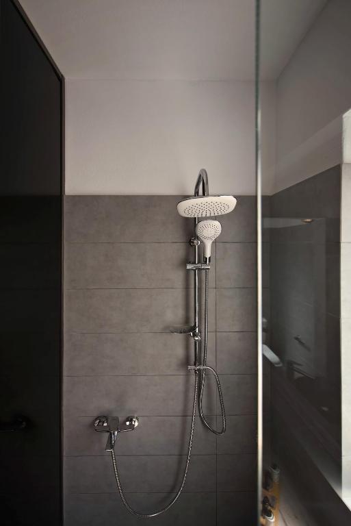 Koupelna v ubytování Piraeus Premium Suites
