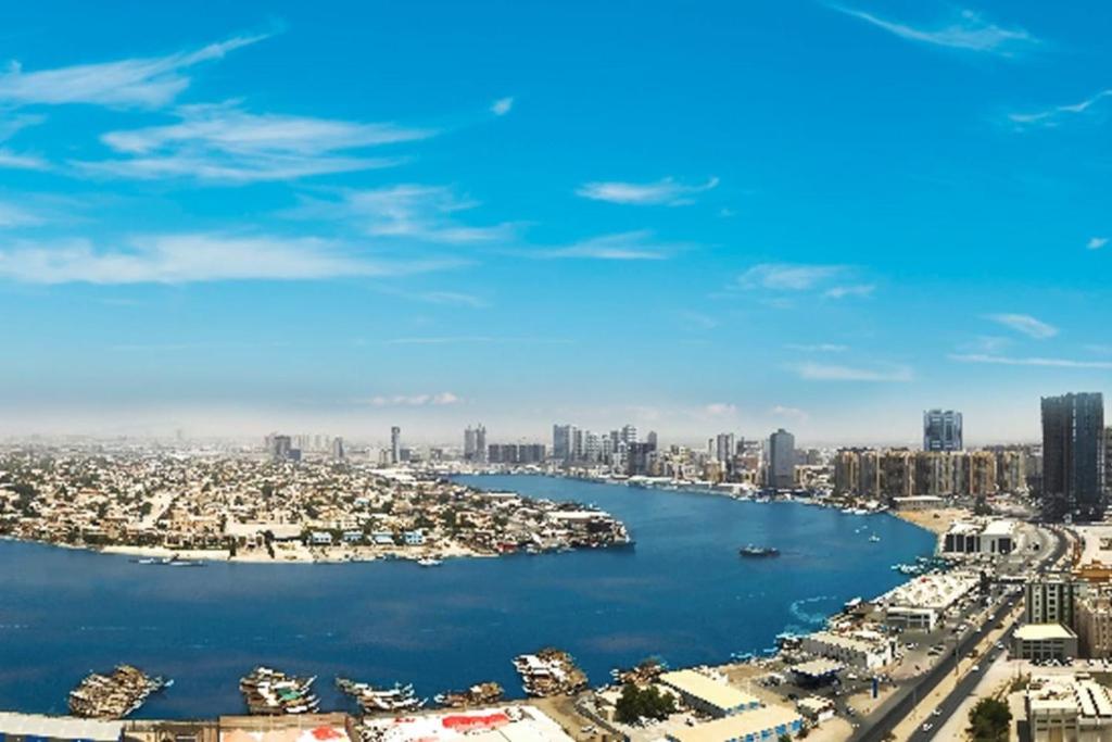 Γενική άποψη της πόλης Αϊμάν ή θέα της πόλης από  αυτό το διαμέρισμα