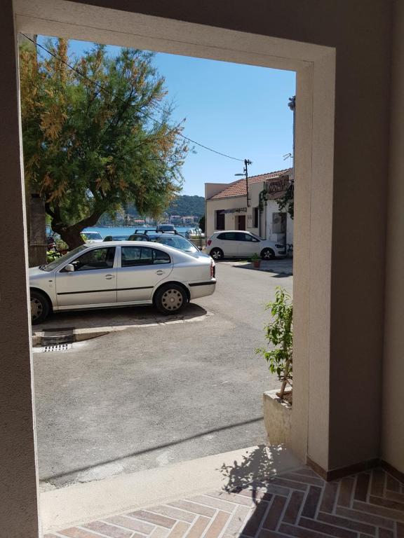 Fotografie z fotogalerie ubytování Apartments Lorenco v destinaci Tisno