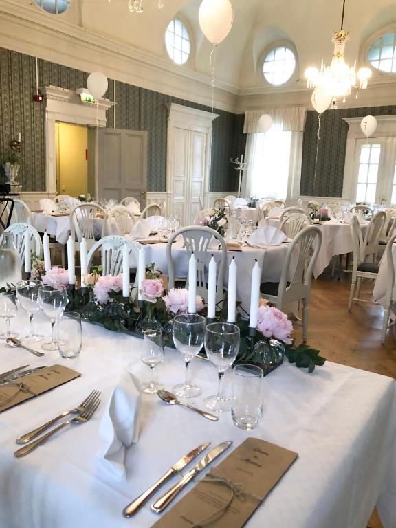 Restaurace v ubytování Sjöbo Gästgifvaregård